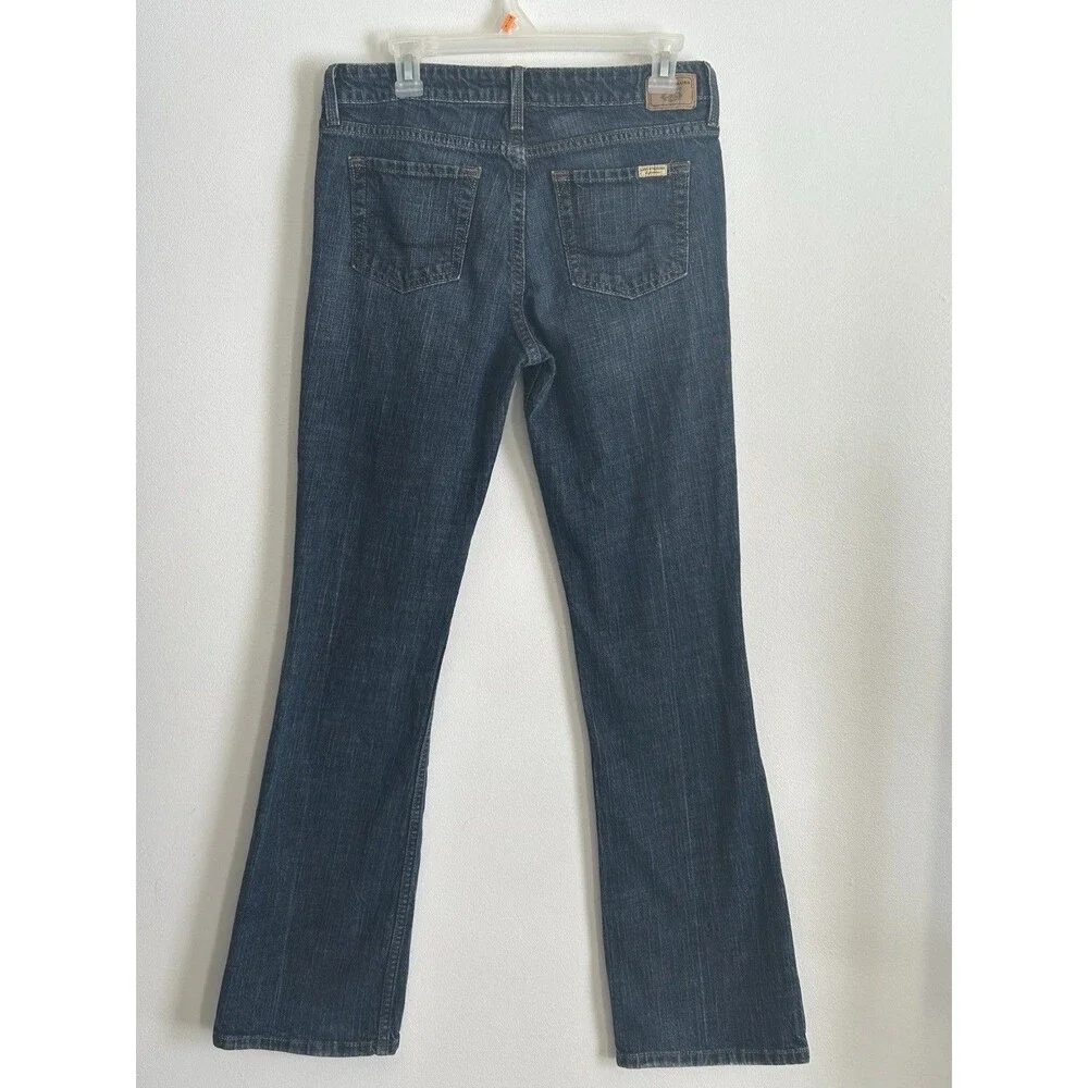 Levi's Signature Women's 10 Blue Dark Wash Low Rise Boot Cut Jeans 32 inseam - Picture 3 of 4